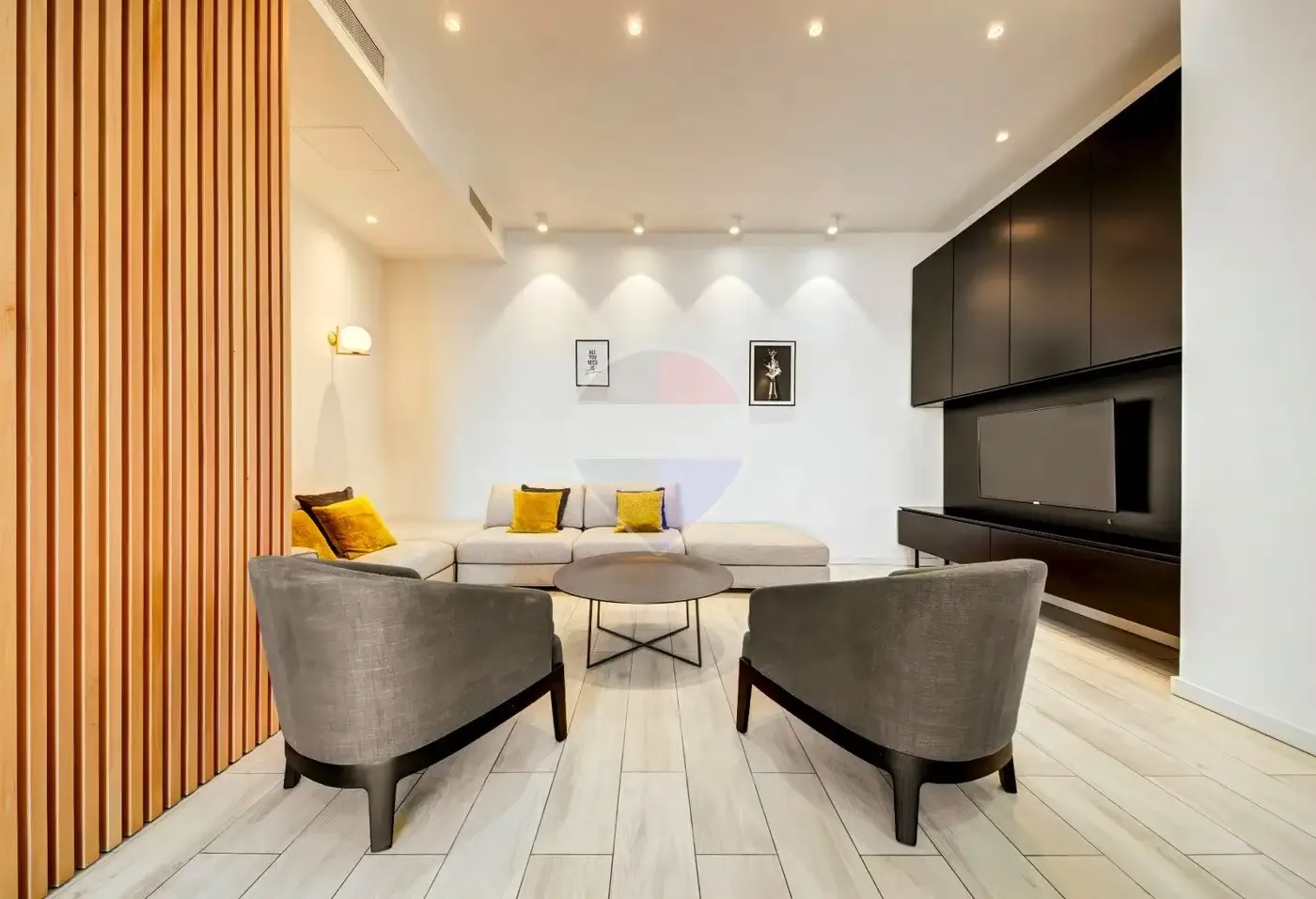 St Julian’s – Apartment — photo 3