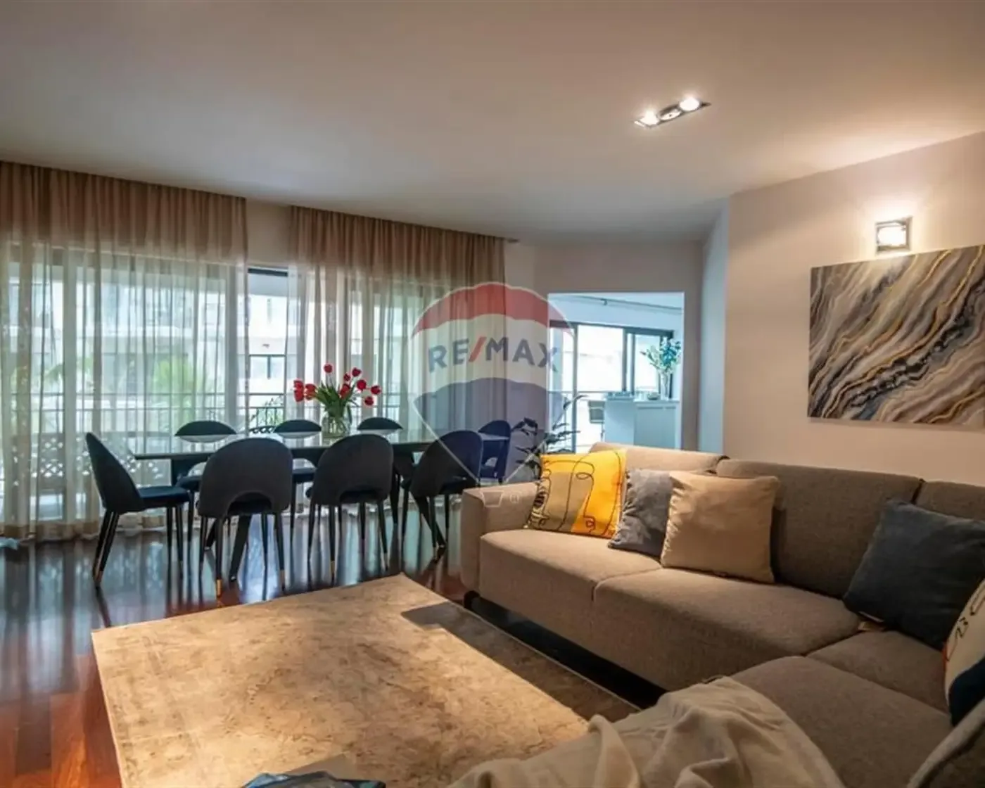 Pender Gardens – Apartment — photo 4